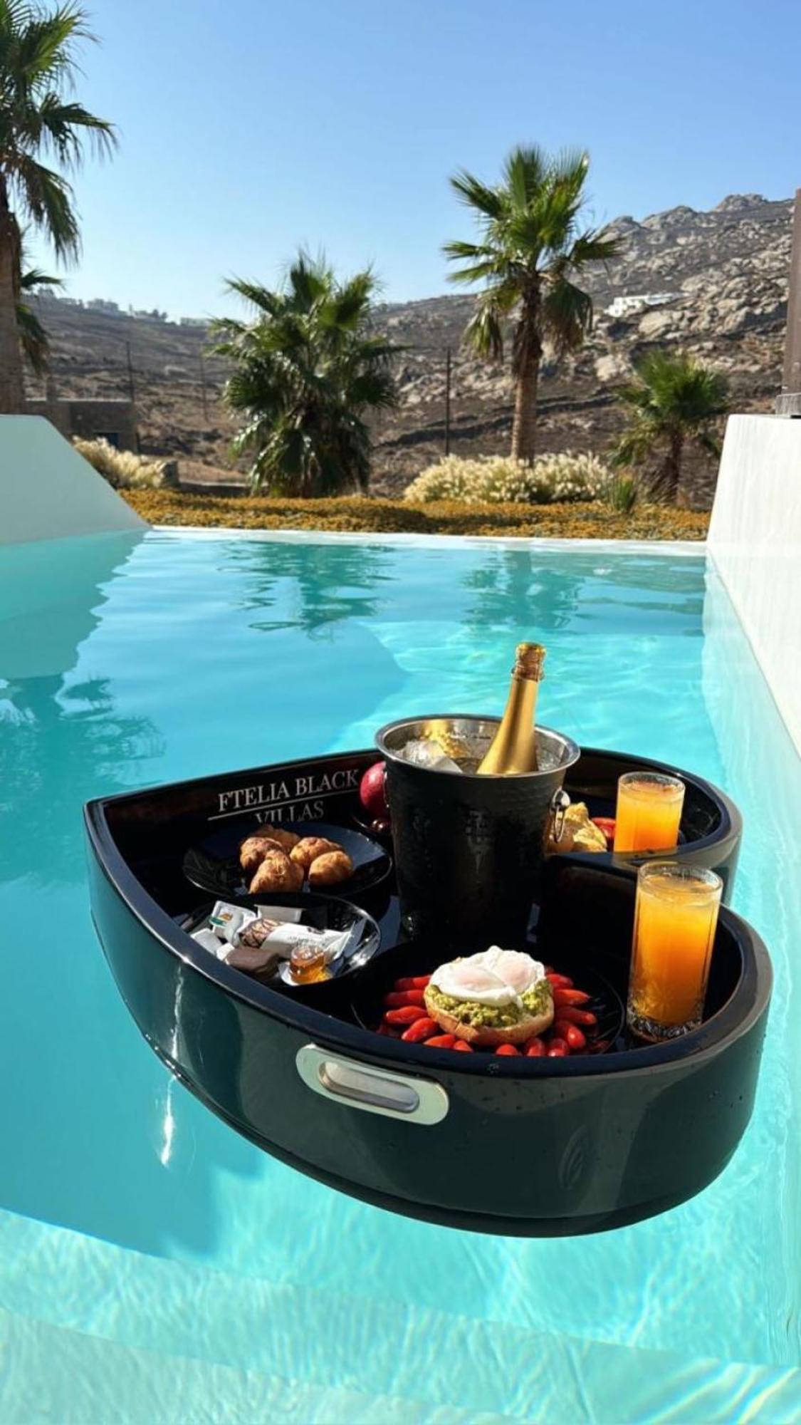 Ftelia Black Villas Bagian luar foto